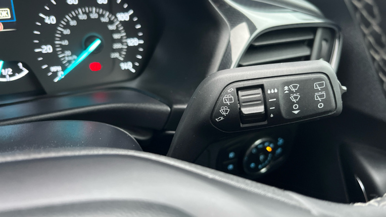 Ford Puma 1.0 EcoBoost Hybrid mHEV Titanium 5dr DCT Petrol Hatchback